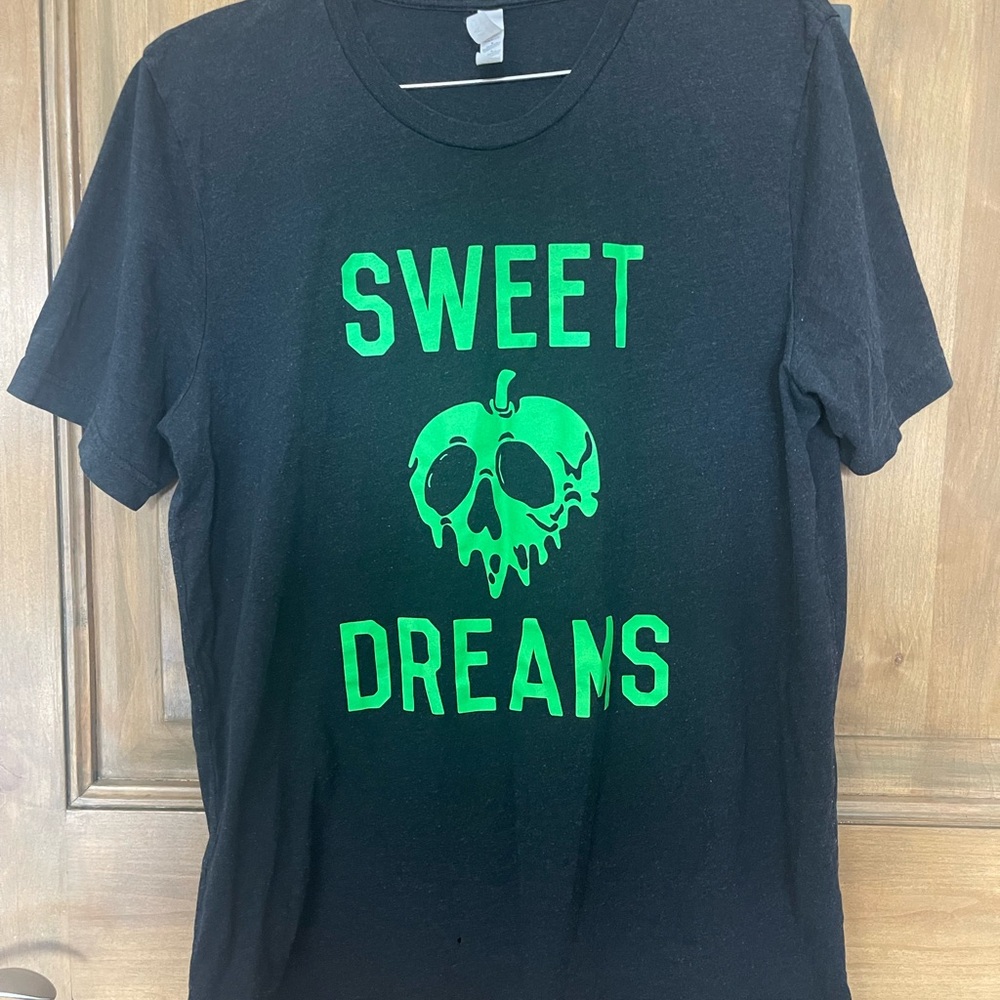 Dark Gray Womens Large Bella & Canvas Shirt with Green Print Sweet Dreams